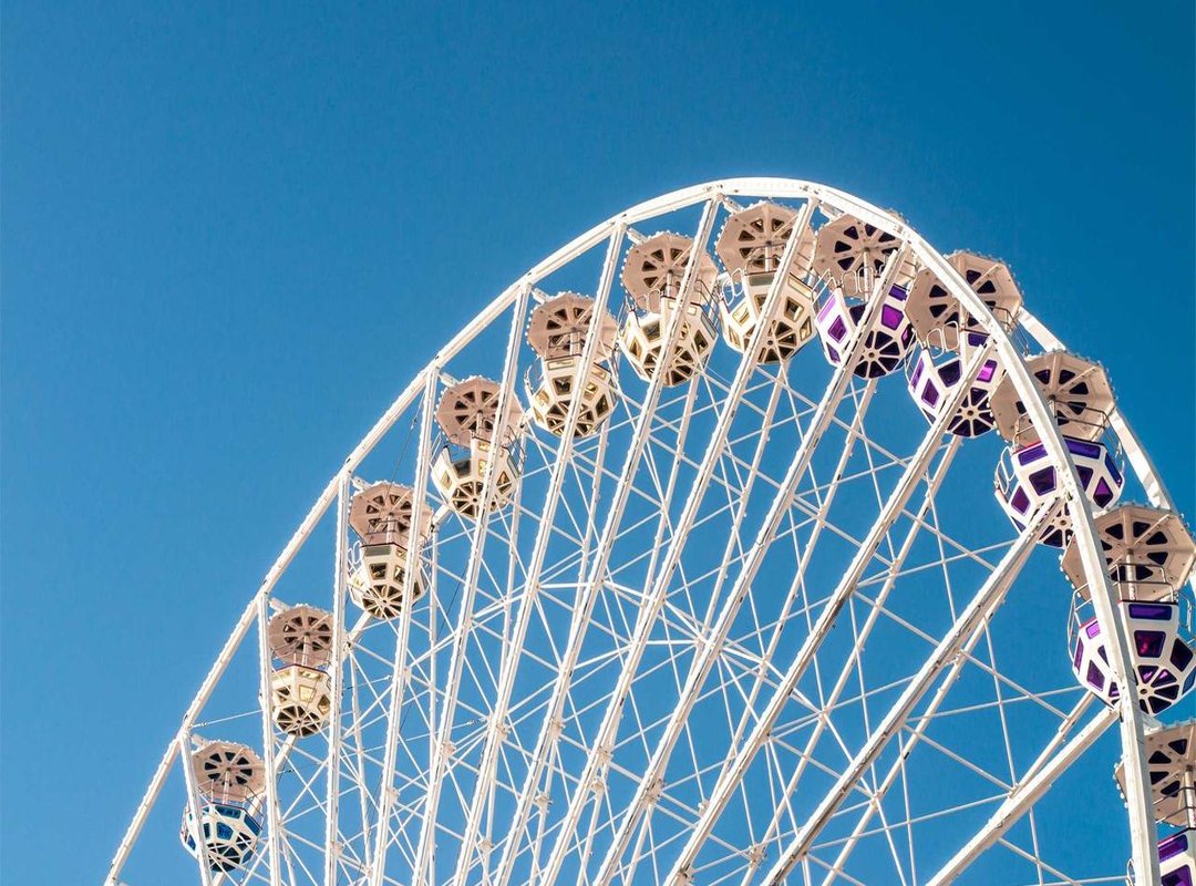 The Unwritten Rules: How to Share Morning GIFs Without Being Annoying